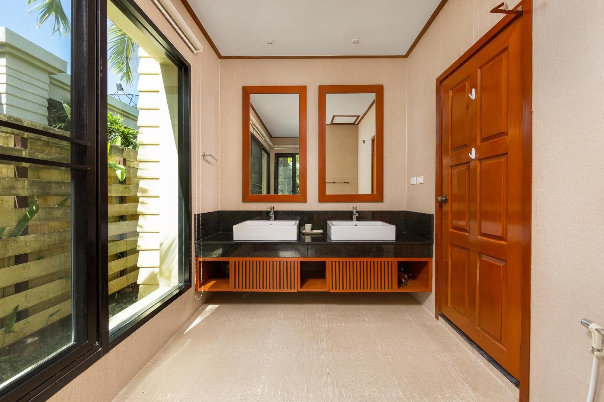 Baan Bua Estate By Tropiclook Villa Nai Harn Kültér fotó
